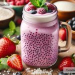 How to Create a Gut-Friendly Kefir and Berry Smoothie