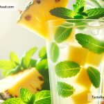 How to Prepare a Chilled Pineapple Mint Lemonade