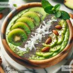 How to create creamy avocado lime smoothie bowl